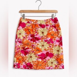 Spring Vintage Floral Pencil Skirt 70s Groovy print Size 4 Petite Talbots
